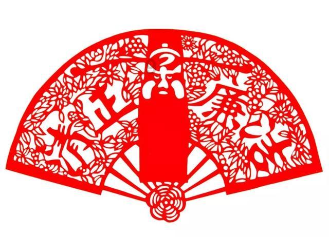 逃离残破的船只